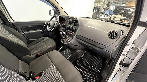 Mercedes-Benz Citan 109 12 of 13