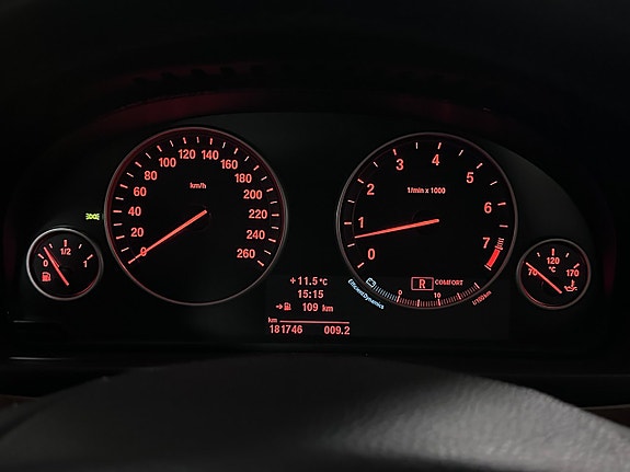 BMW 528i 17 of 23