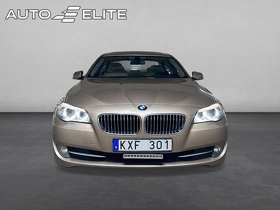 BMW 528i 10 of 23