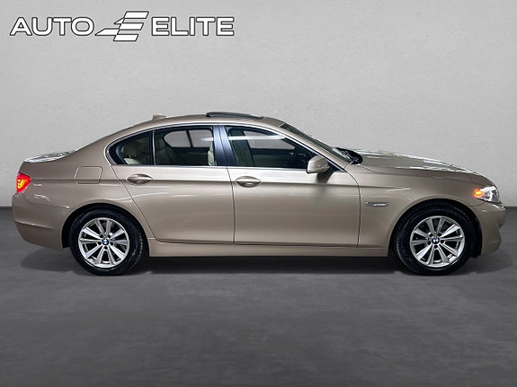BMW 528i 8 of 23