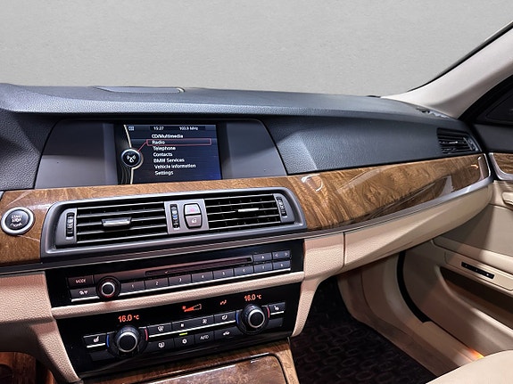 BMW 528i 20 of 23