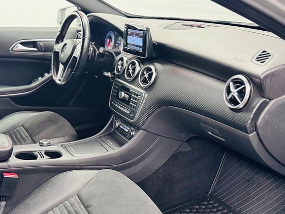 Mercedes-Benz A180 12 of 13