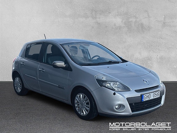 Renault Clio 7 of 10