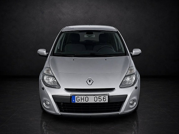 Renault Clio 6 of 9