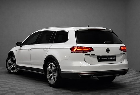 Volkswagen Passat Alltrack 5 of 5