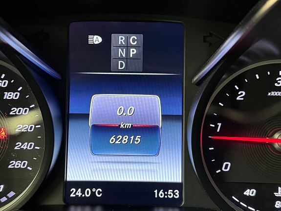 Mercedes-Benz V250 17 of 17