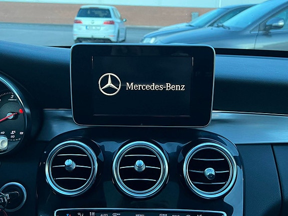 Mercedes-Benz C220 d 25 of 26