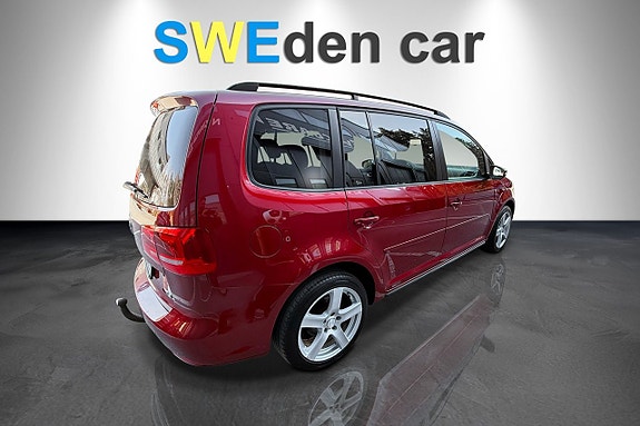 Volkswagen Touran 5 of 5