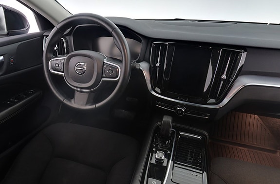 Volvo V60 15 of 26