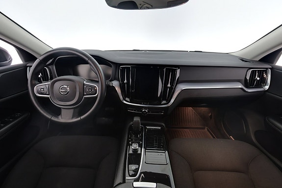 Volvo V60 13 of 26