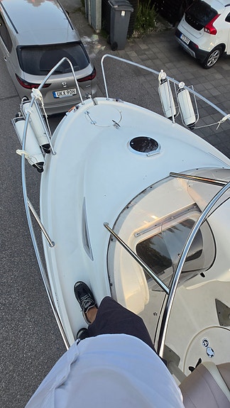 Quicksilver 540 active cabin cruiser 9 of 9