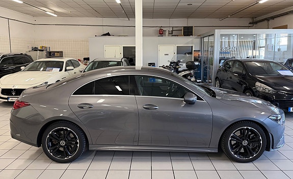 Mercedes-Benz CLA250 2 of 5