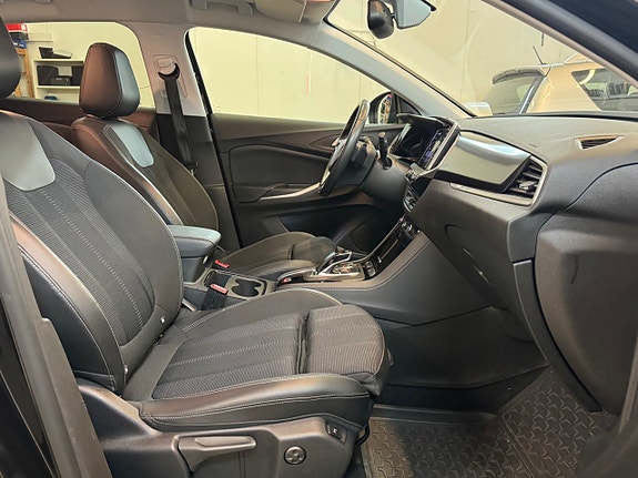 Opel Grandland X 13 of 20