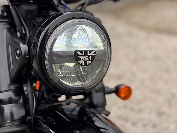 BSA Scrambler 650 Raven black 3 of 5