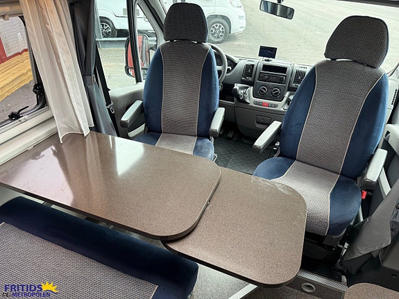 Adria Twin 640 SL 16 of 17