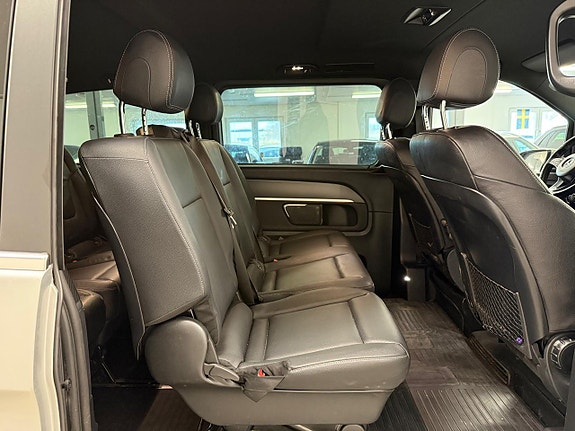 Mercedes-Benz V300 d 13 of 27