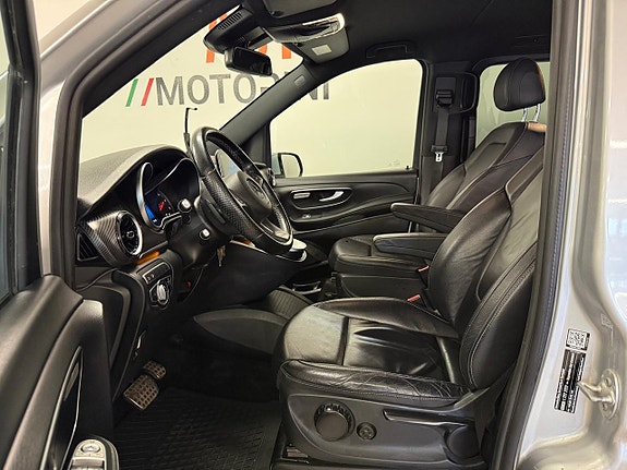 Mercedes-Benz V300 d 9 of 27