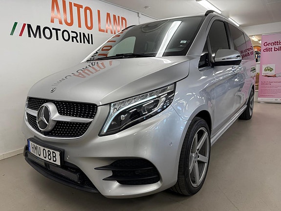 Mercedes-Benz V300 d 3 of 5