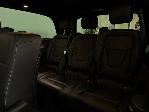 Mercedes-Benz V300 d 11 of 27