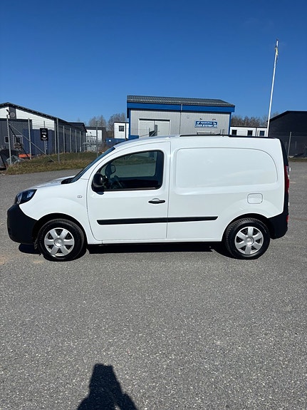 Renault Kangoo Express 12 of 16