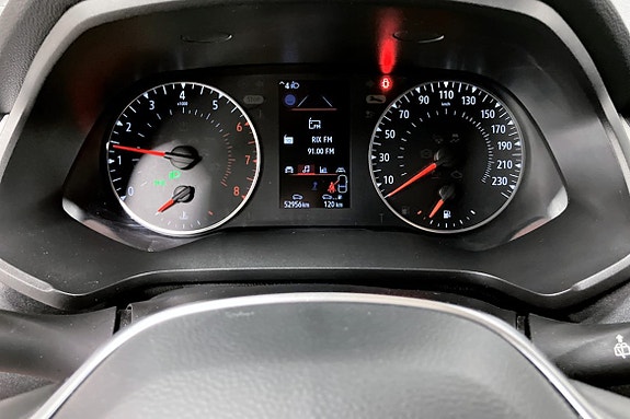 Renault Captur 14 of 19