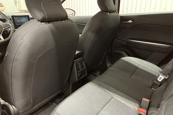 Renault Captur 17 of 19