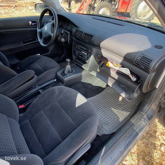 Volkswagen Passat 20 of 30