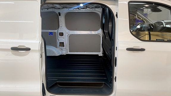 Ford Transit 5 of 5