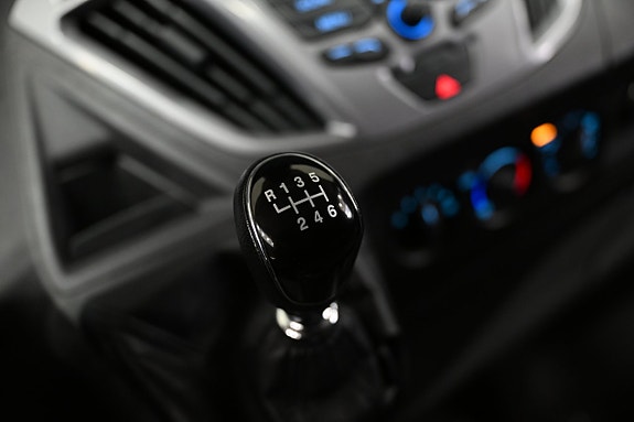 Ford Transit 14 of 23