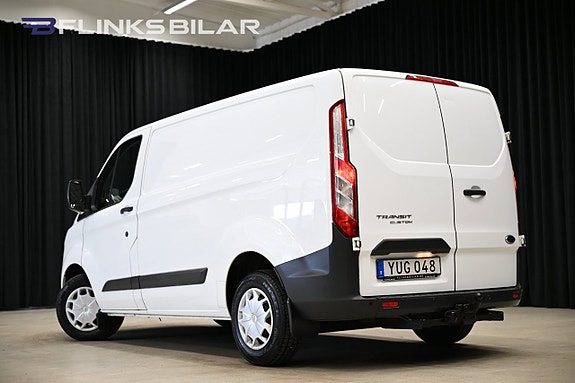 Ford Transit 4 of 5