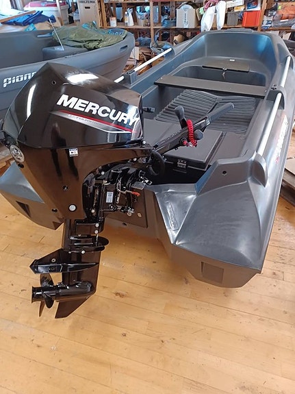 Steady 320 med Mercury 15
