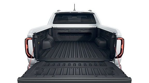 Volkswagen Amarok 10 of 13
