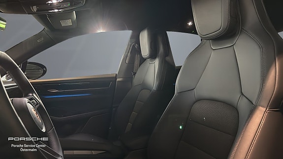 Porsche Macan 4 5 of 5