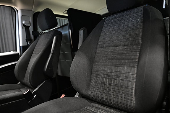 Mercedes-Benz Vito 108 17 of 30