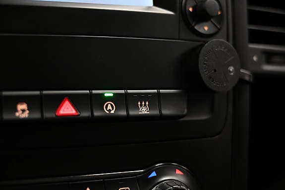 Mercedes-Benz Vito 108 30 of 30