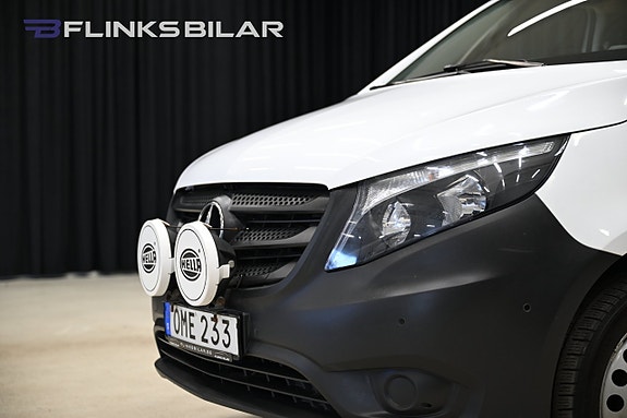 Mercedes-Benz Vito 108 3 of 5