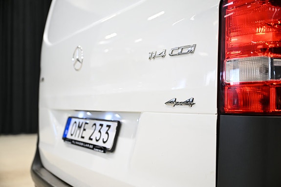 Mercedes-Benz Vito 108 14 of 30