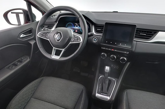 Renault Captur 8 of 16