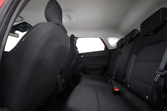 Renault Captur 10 of 16