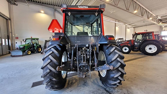 Valtra Valmet 600 / Lastare / Skogshytt 9 of 12