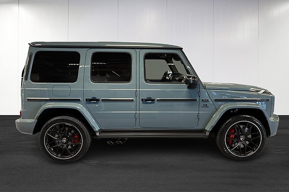 Mercedes-Benz G63 8 of 27