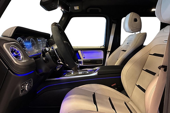 Mercedes-Benz G63 14 of 27