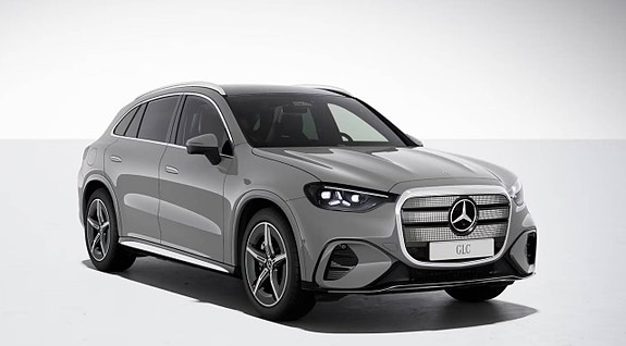 Mercedes-Benz GLC400 2 of 5