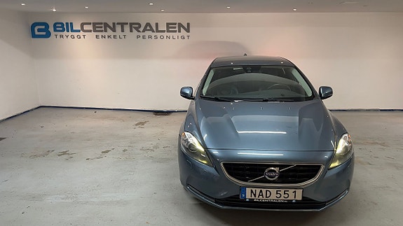 Volvo V40 6 of 20