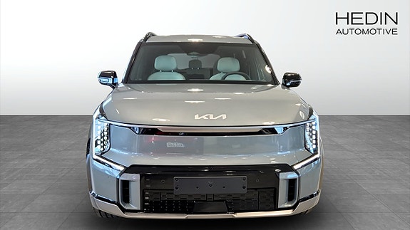 Kia EV9 8 of 9
