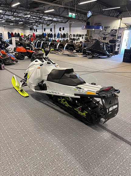 Ski-Doo Freeride 800 137 ABRIS MORA KÖP ONLINE 4 of 7