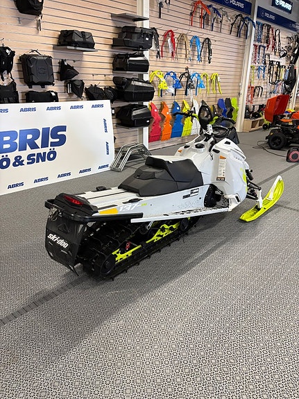 Ski-Doo Freeride 800 137 ABRIS MORA KÖP ONLINE 3 of 7