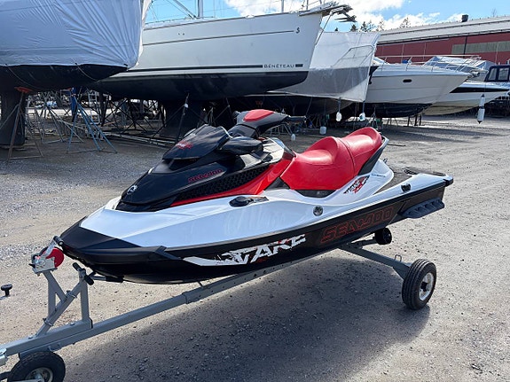 Seadoo Wake PRO 215 -10 trailer