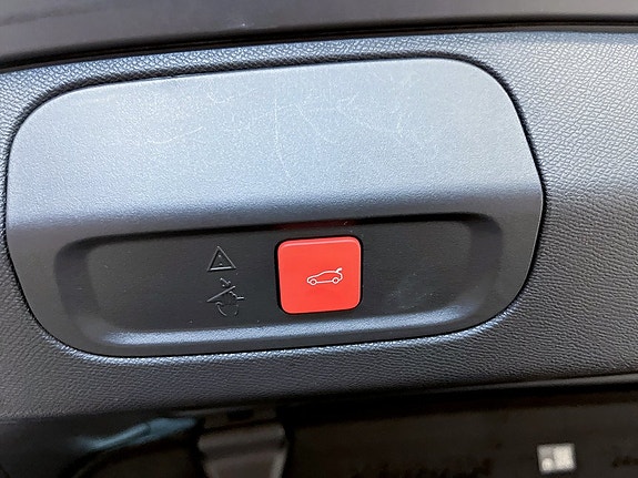 Peugeot 408 17 of 17