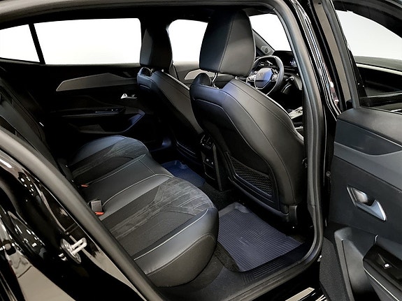 Peugeot 408 12 of 17